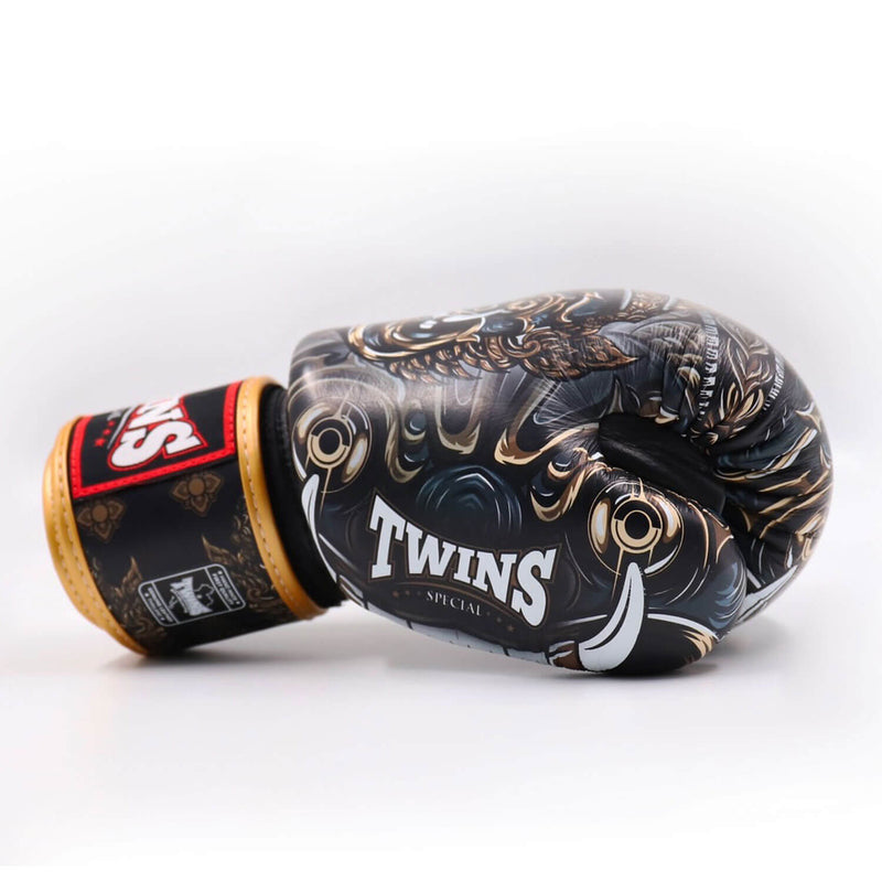 Twins FBGVL3-63 Boxing Gloves Yakthai